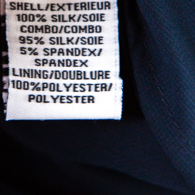 Pre Owned Diane Von Furstenberg Navy Blue Daisy Bud Printed Silk Bethune Wrap Skirt L