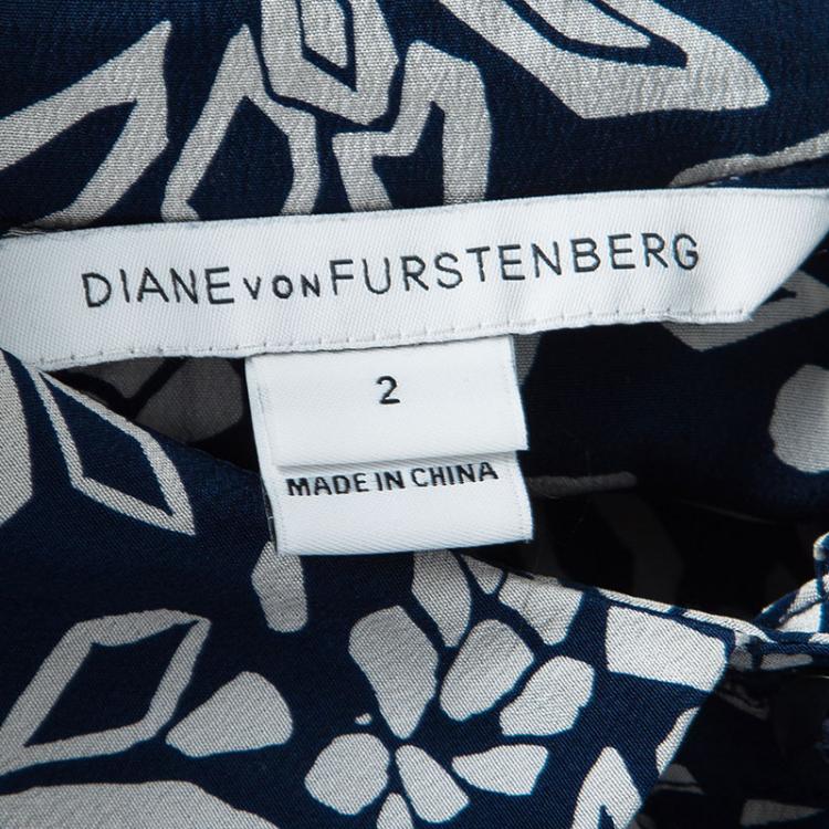 مملوكة مسبقًا Diane Von Furstenberg Navy Blue Floral Printed Silk Amina Belted Maxi Shirt Dress S