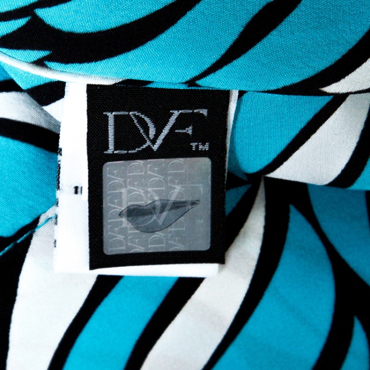 Pre Owned Diane Von Furstenberg Blue Printed Silk New Hanky Top S