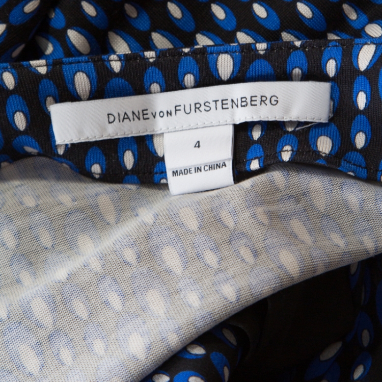 Pre Owned Diane Von Furstenberg Blue Printed Silk Irina Wrap Dress S