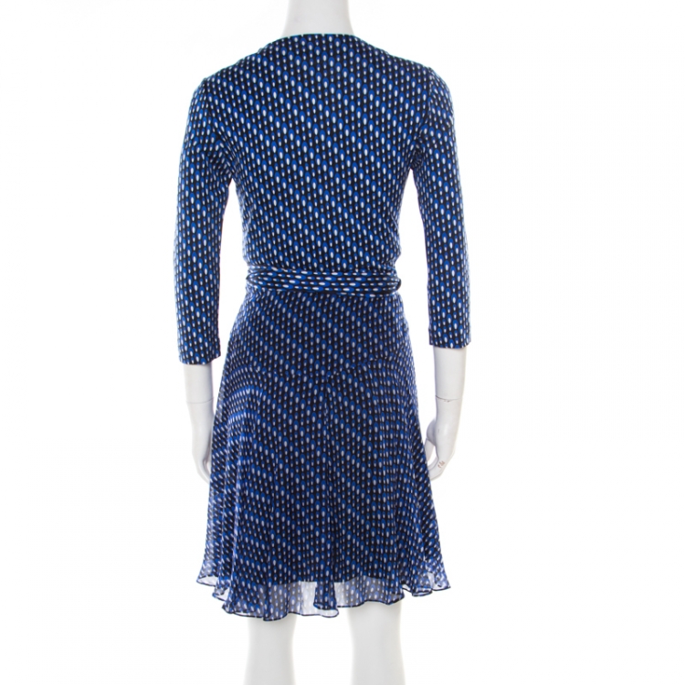 Pre Owned Diane Von Furstenberg Blue Printed Silk Irina Wrap Dress S