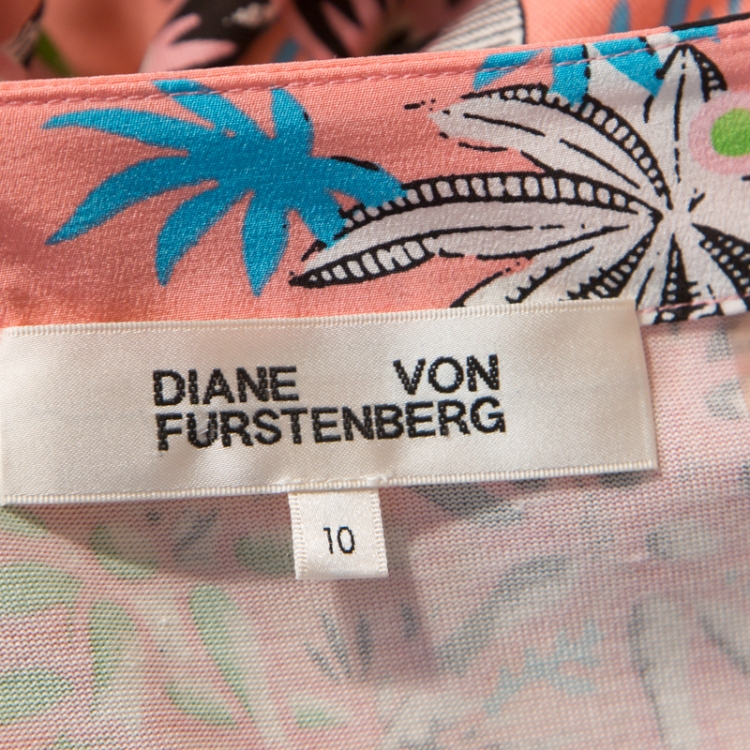 Pre Owned Diane von Furstenberg Coral Pink Flora and Fauna Print Silk Wrap Dress L