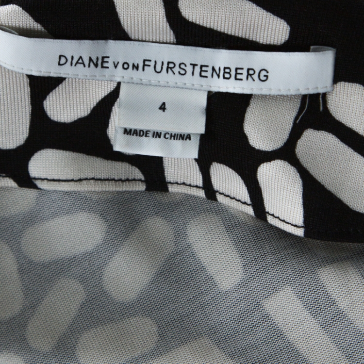 Pre Owned Diane von Furstenberg Black & White Printed Silk Jersey Georgina Wrap Dress S