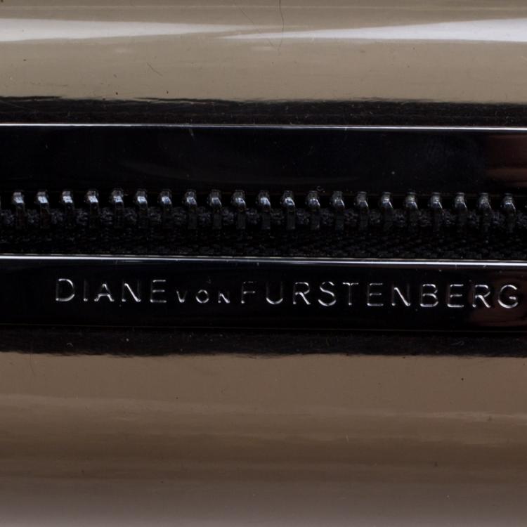 Pre Owned Diane Von Furstenberg Black Plexi Joia Minaudiere