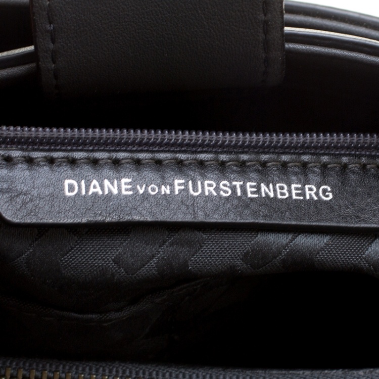 Pre Owned Diane Von Furstenberg Grey Leather Large 440 Gallery Secret Envelope Tote