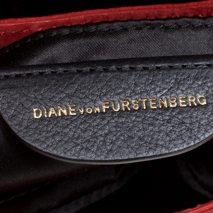 Pre Owned Diane Von Furstenberg Red Nubuck Leather Bullseye Crossbody Bag