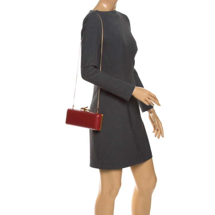 Pre Owned Diane Von Furstenberg Red Ostrich Embossed Leather Tonda Clutch