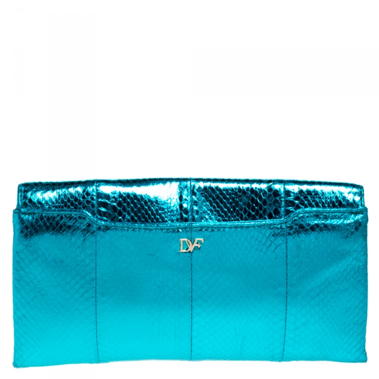 Pre Owned Diane Von Furstenberg Metallic Turquoise Snake Effect Leather Clutch