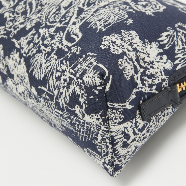 Pre Owned Dior Blue Toile de Jouy Reverse Jacquard Canvas 30 Montaigne Cosmetic Pouch