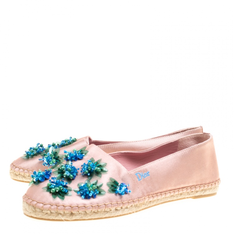 مملوكة مسبقًا Dior Crepè Pink Floral Embellished Canvas Espadrille Loafers Size 38