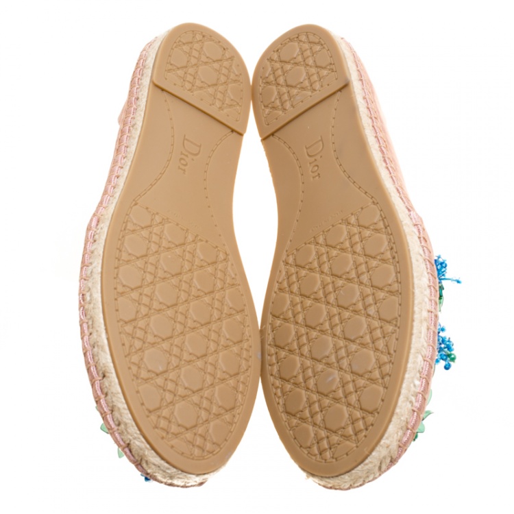 مملوكة مسبقًا Dior Crepè Pink Floral Embellished Canvas Espadrille Loafers Size 38