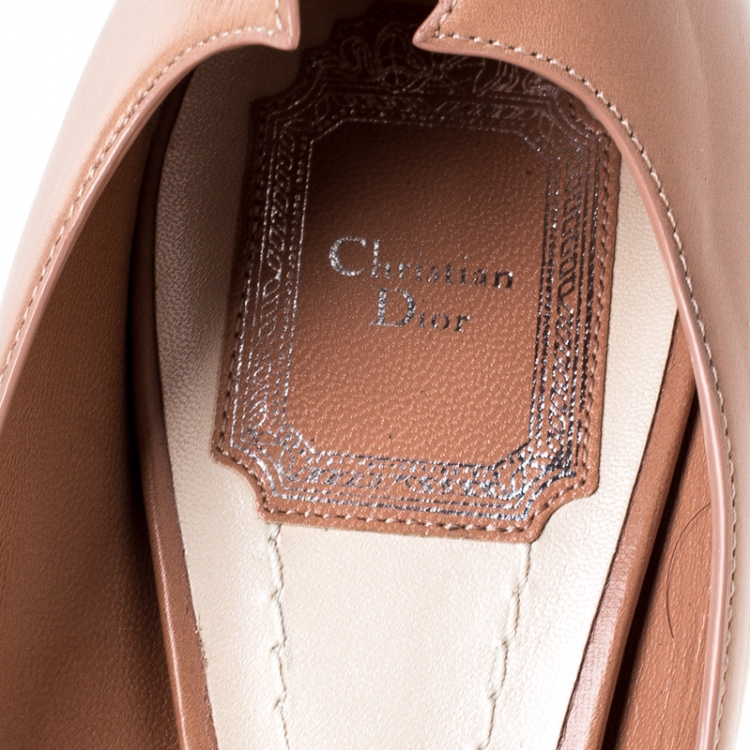 Pre Owned Dior Nude Beige Leather Crystal Embellished Flash Pointed Toe Pumps Size 41