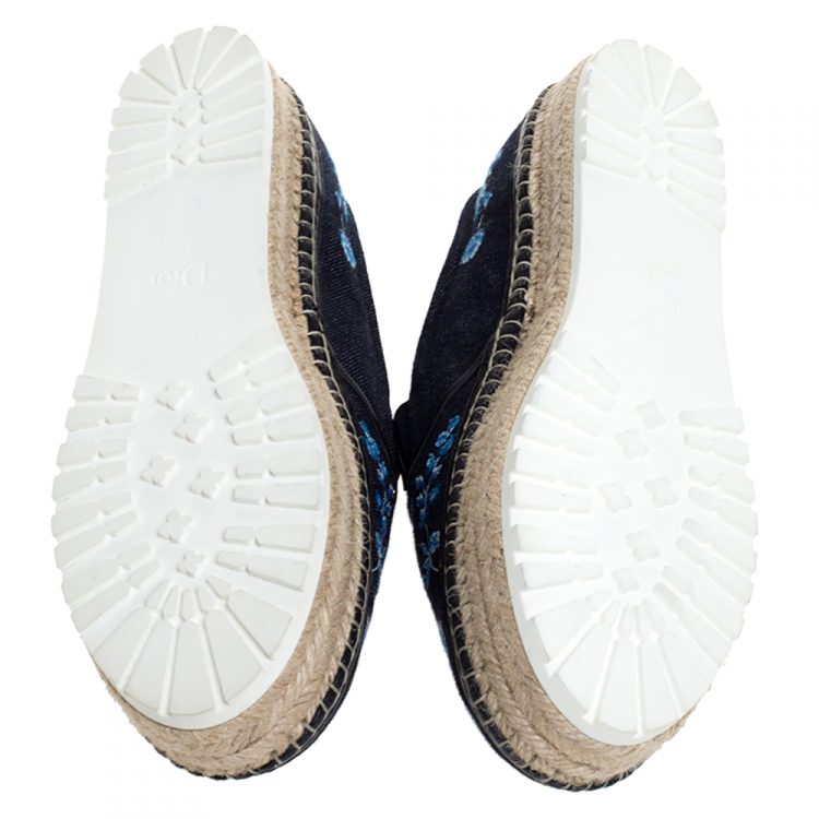 Pre Owned Dior Blue Floral Embroidery Denim Prairie Espadrille Loafers Size 42