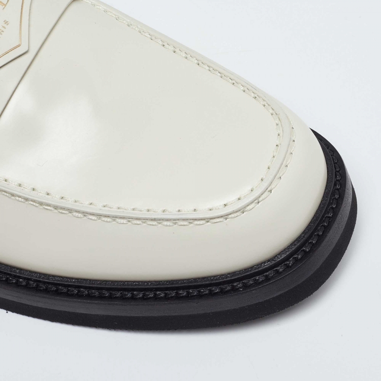 Pre Owned Dior White Leather Boy Slip On Loafers Size 40