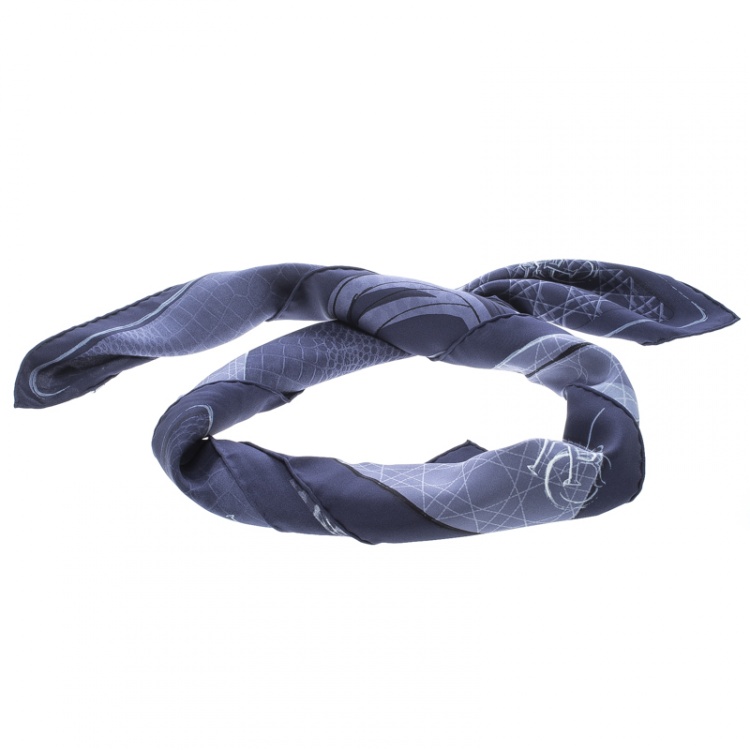 مملوكة مسبقًا Dior Navy Blue Bag Print Silk Square Scarf