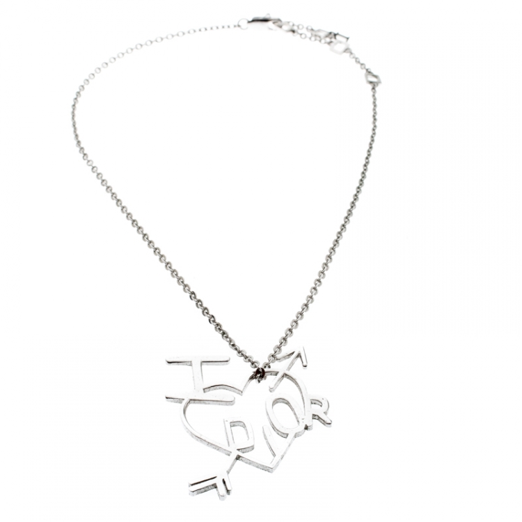 Pre Owned Dior I Heart Dior Pendant Silver Tone Necklace