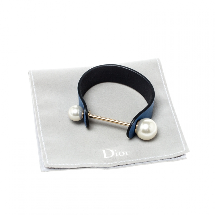 Pre Owned Dior Perle Blue Leather & Faux Pearl Cuff Bracelet S