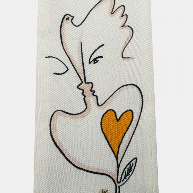 مملوكة مسبقًا Dior Cream Printed Silk Bandeau Scarf