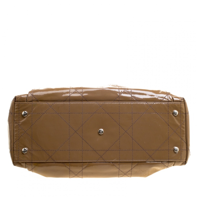 Pre Owned Dior Brown Cannage Patent Leather Le Trente Hobo