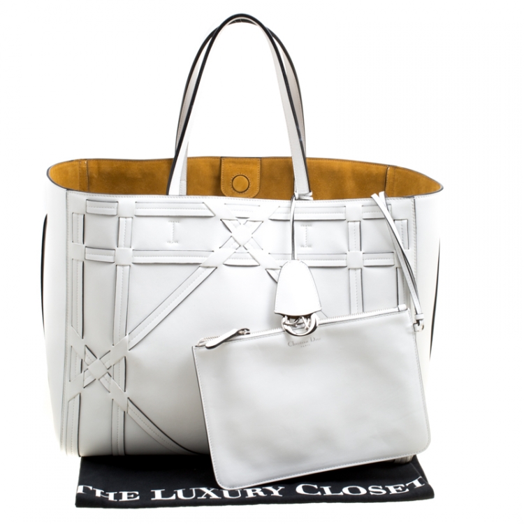 Pre Owned Dior White Cannage Detail Leather Shopper Tote with Pouch 