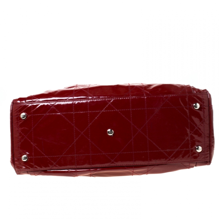 Pre Owned Dior Red Quilted Cannage Patent Leather Le Trente Hobo