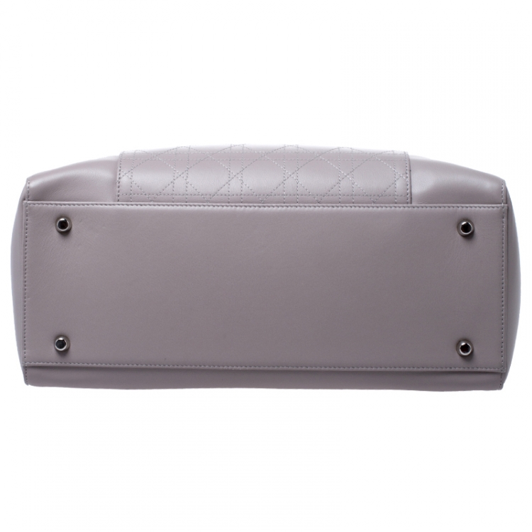 Pre Owned Dior Grey Leather Quilted Detail Front Pocket Shopper Tote