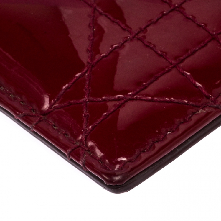 مملوكة مسبقًا Dior Red Patent Leather Lady Dior Card Holder