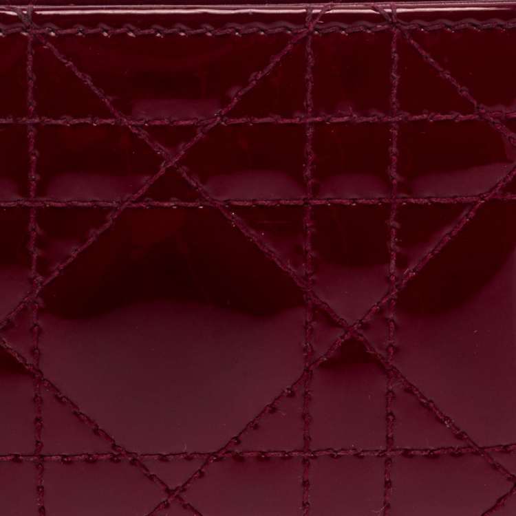 مملوكة مسبقًا Dior Red Patent Leather Lady Dior Card Holder