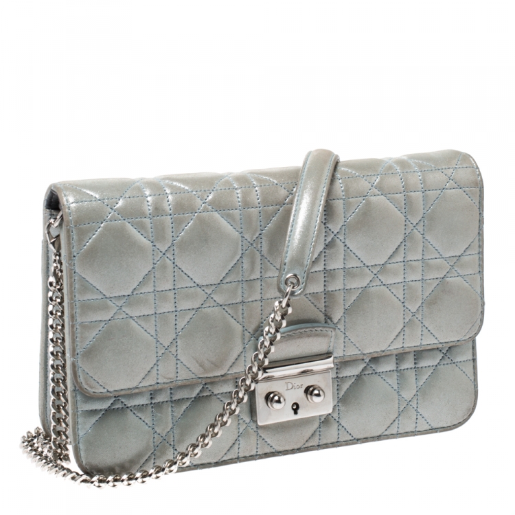 مملوكة مسبقًا Dior Light Blue Cannage Shimmering Leather Miss Dior Promenade Pouch