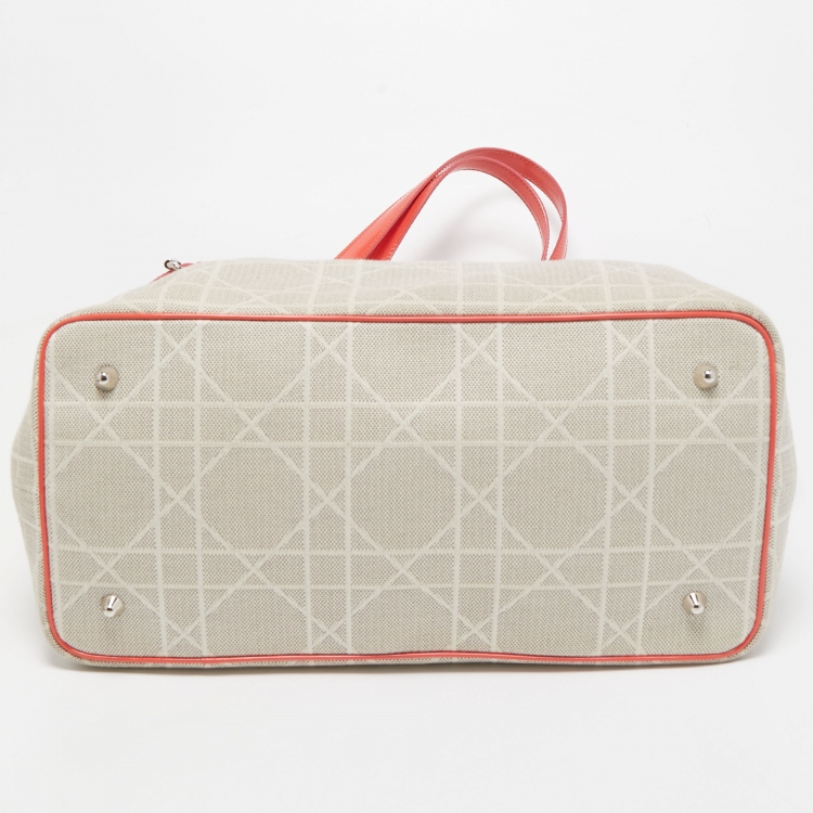 Pre Owned Dior Coral Pink/Beige Cannage Canvas and Patent Leather Medium Panarea Shopper Tote