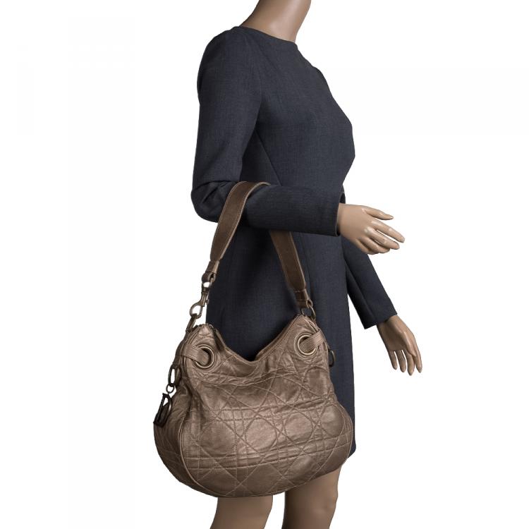 مملوكة مسبقًا Dior Metallic Brown Cannage Leather Hobo