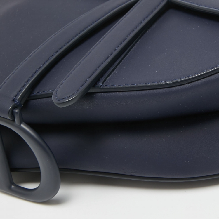 مملوكة مسبقًا Dior Navy Blue Ultra Matte Leather Saddle Bag