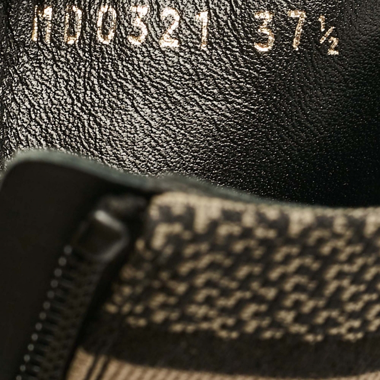 Pre Owned Dior Black Leather D-major Ankle Boots Size 37.5