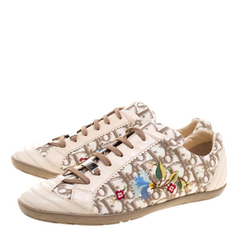 Pre Owned Dior Cream Leather and Floral Embroidered Canvas Lace Up Sneakers Size 40.5