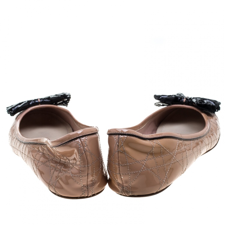Pre Owned Dior Beige Patent Cannage Leather Bow Detail Ballet Flats Size 41
