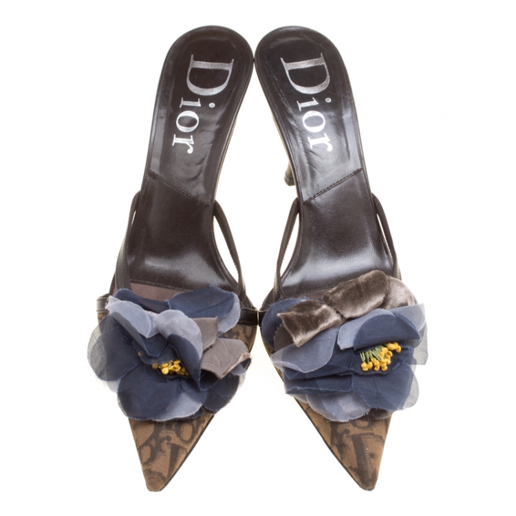 Pre Owned Dior Brown Diorissimo Canvas Floral Appliqué Pointed Toe Slides Size 37