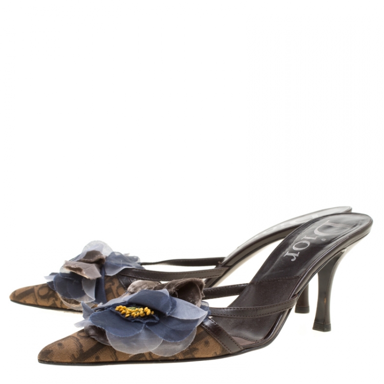 Pre Owned Dior Brown Diorissimo Canvas Floral Appliqué Pointed Toe Slides Size 37