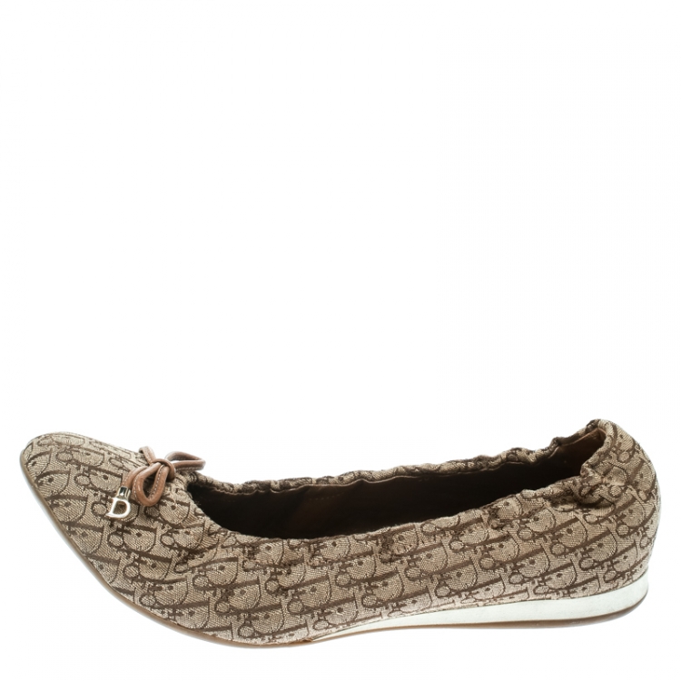 Pre Owned Dior Brown Diorissimo Canvas Bow Detail Scrunch Ballet Flats Size 39.5