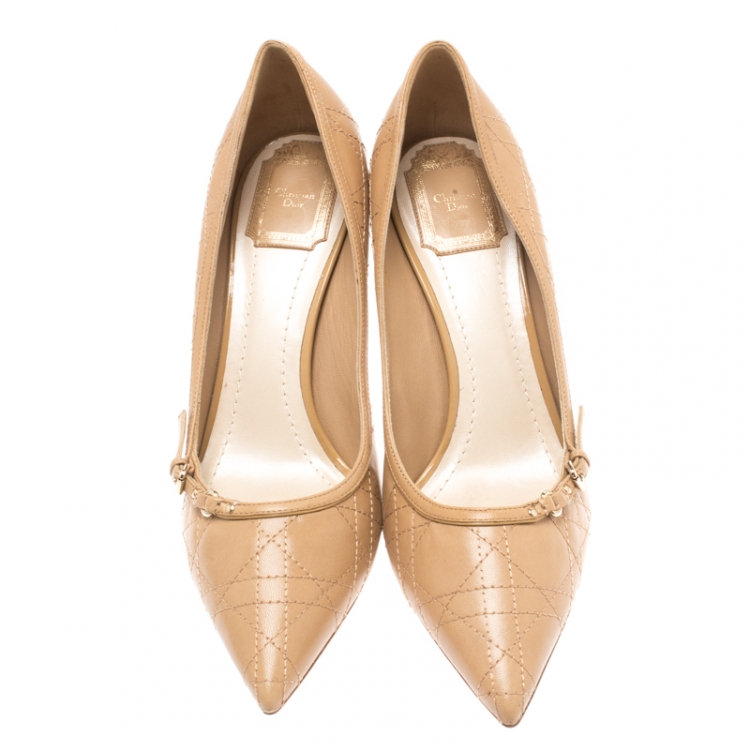 Pre Owned Dior Beige Quilted Leather Buckle Detail Pointed Toe Pumps Size 40