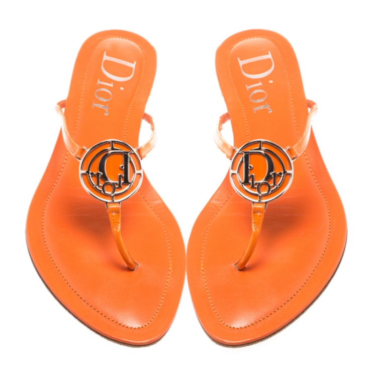 Pre Owned Dior Orange Patent Leather Logo Detail Thong Flat Sandals Size 39
