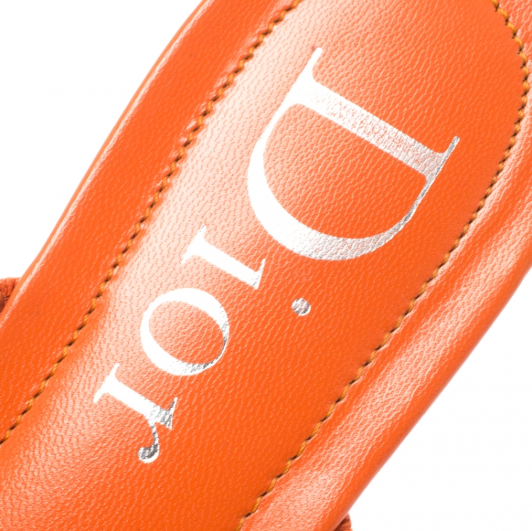 Pre Owned Dior Orange Patent Leather Logo Detail Thong Flat Sandals Size 39