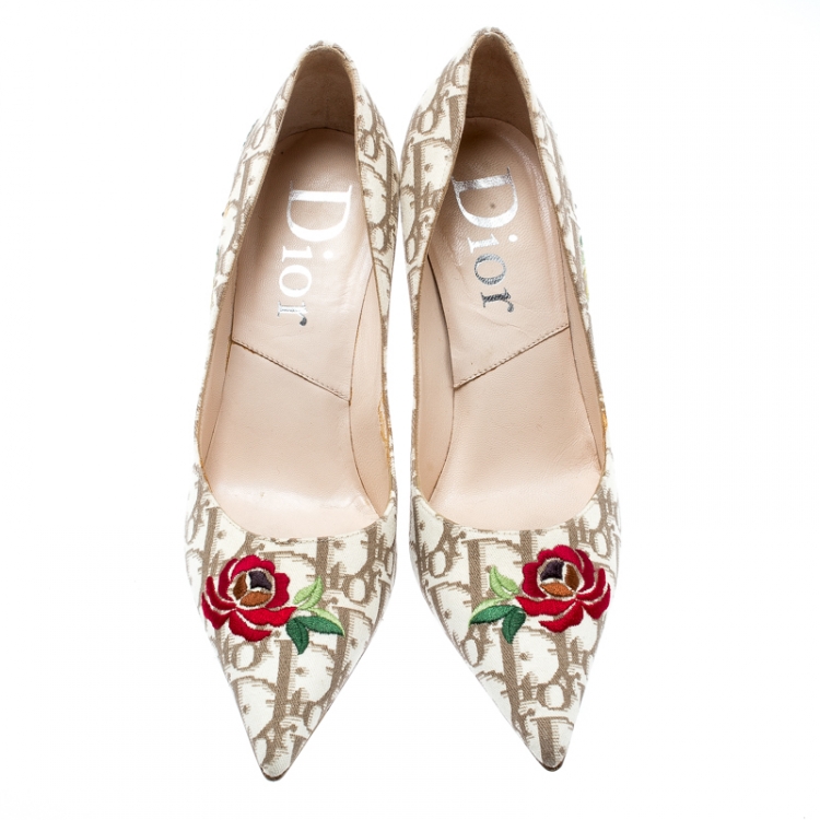 Pre Owned Dior Beige Diorissimo Fabric Embroidered Pointed Toe Pumps Size 37.5
