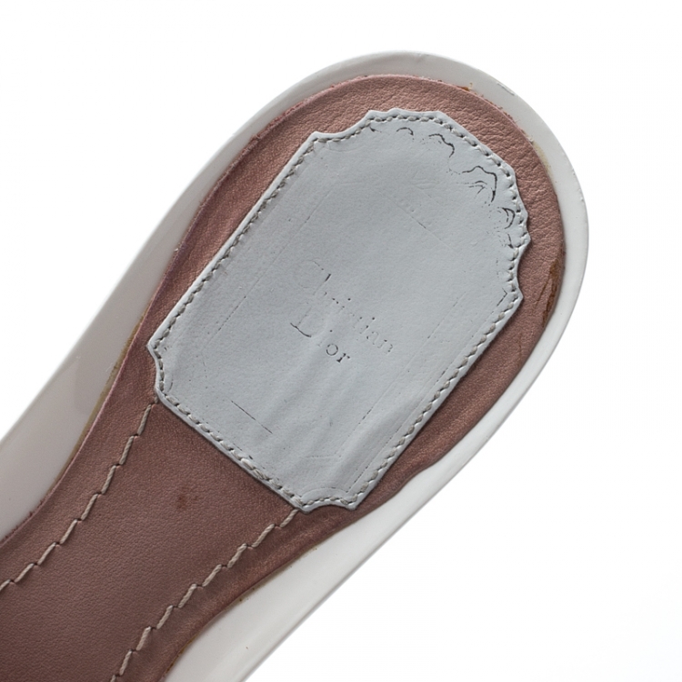 Pre Owned Dior White Cannage Quilted Patent Leather Bow Detail Peep Toe Clogs Size 37.5