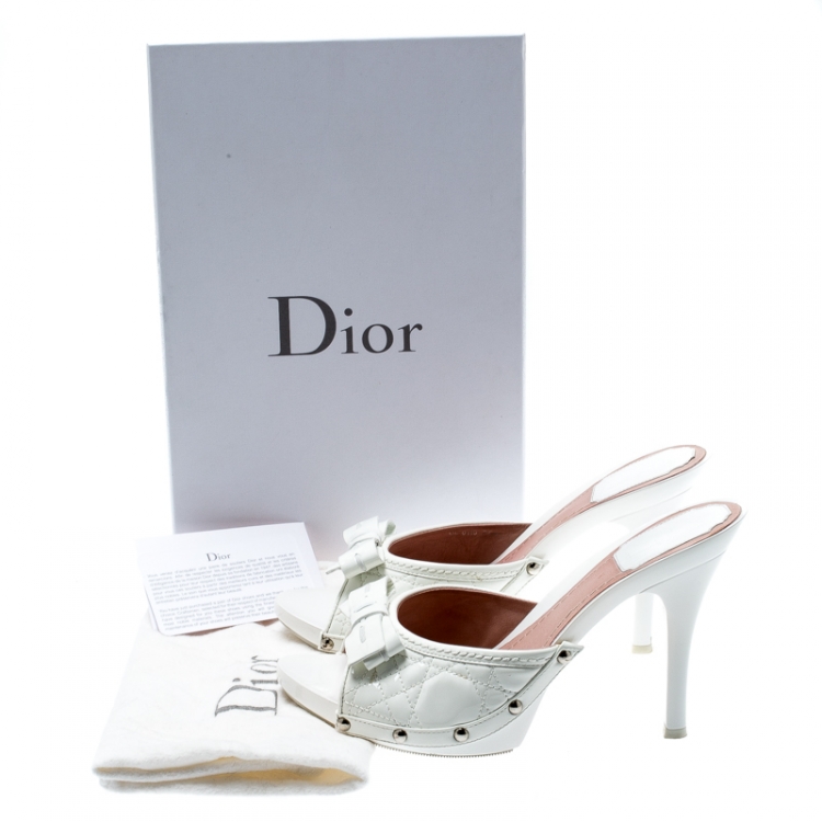 Pre Owned Dior White Cannage Quilted Patent Leather Bow Detail Peep Toe Clogs Size 37.5