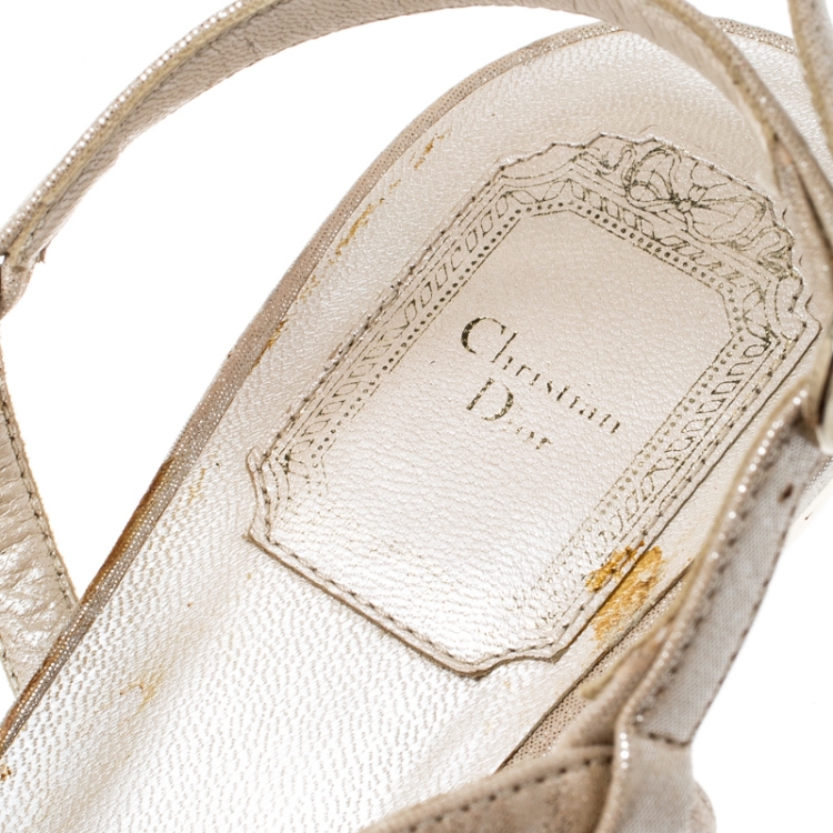 مملوكة مسبقًا Dior Metallic Beige Suede Jaipur Studded Bow T-Strap Sandals Size 37.5
