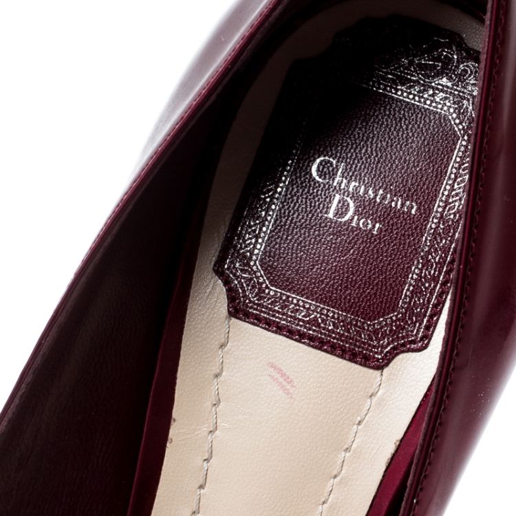 Pre Owned Dior Metallic Burgundy Leather And PVC Rose Detail Peep Toe Platform Pumps Size 38