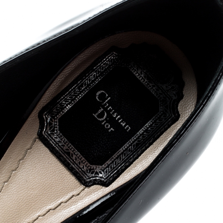Pre Owned Dior Black Patent Leather Buckle Detail Pointed Toe Pumps Size 38