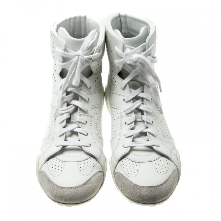 مملوكة مسبقًا Dior White Perforated Leather Ankle Length Sneaker Boots Size 39
