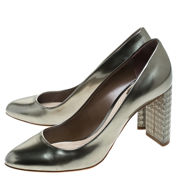 Pre Owned Dior Metallic Grey Patent Leather Cannage Heel Pumps Size 39