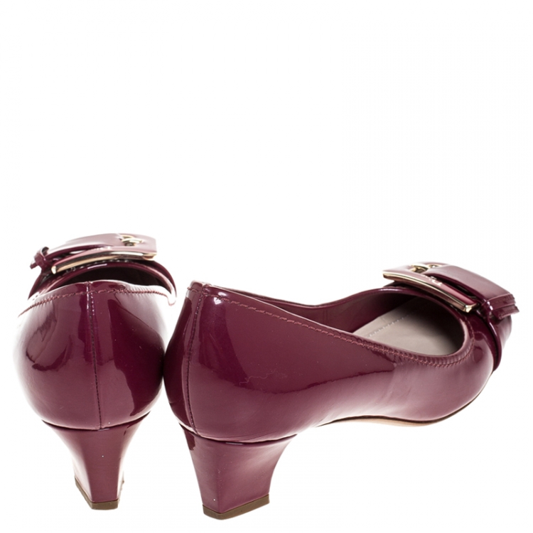 Pre Owned Dior Pink Patent Leather Metal Buckle Detail Pumps Size 40.5
